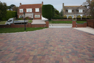 Rustington driveway Autumn Gold Granite edging 055.jpg